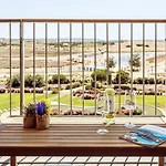 Bayline Algarve Spa, Beachfront & Lagoon View Armacao de Pera