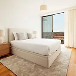 Bayline Algarve Spa, Beachfront & Lagoon View * Armação de Pêra