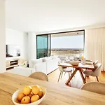 Bayline Algarve Spa, Beachfront & Lagoon View Apartmán