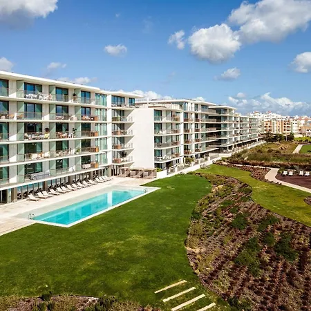 Bayline Algarve Spa, Beachfront & Lagoon View 公寓 Armação de Pêra