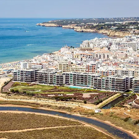 Bayline Algarve Spa, Beachfront & Lagoon View 公寓 *