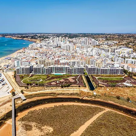 Bayline Algarve Spa, Beachfront & Lagoon View 公寓